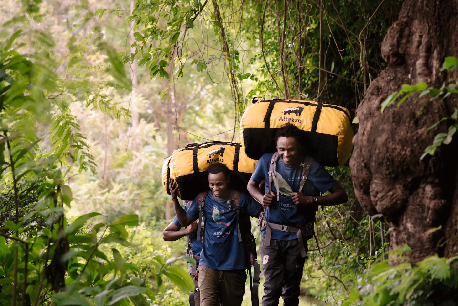 Bärarna på Kilimanjaro är avgörande för varje expedition